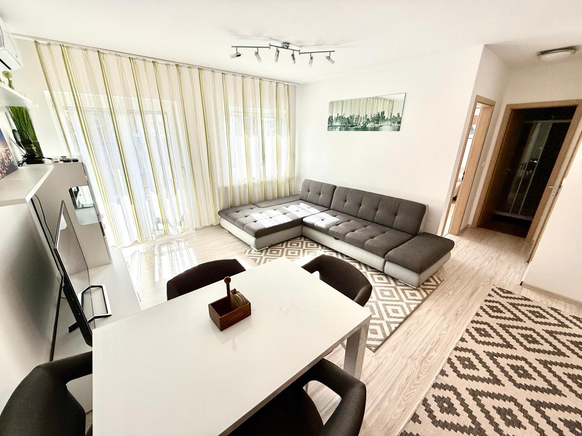 Apartment Pine & Pool Siofok